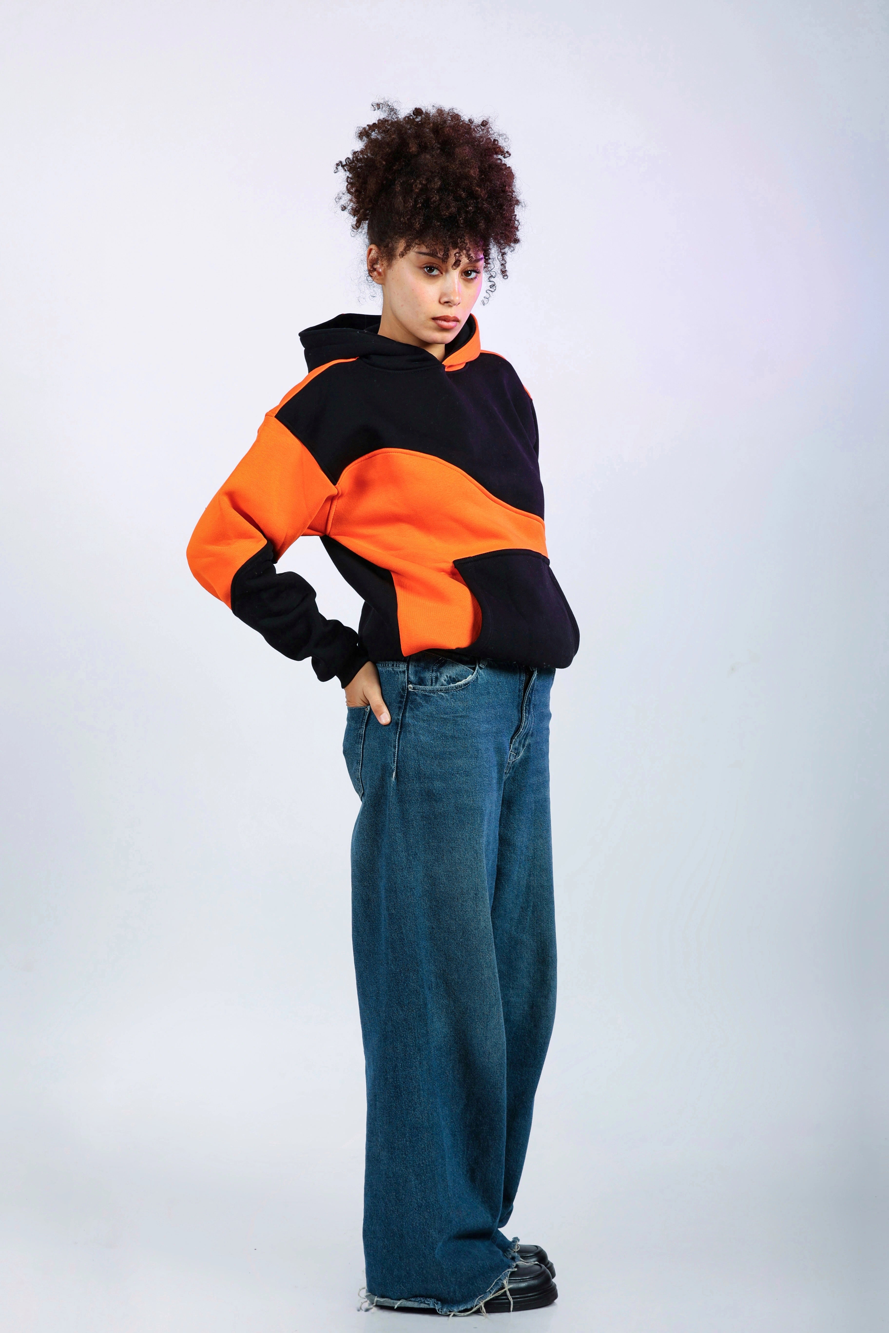 Sweat à capuche Inferno Clash pour femme