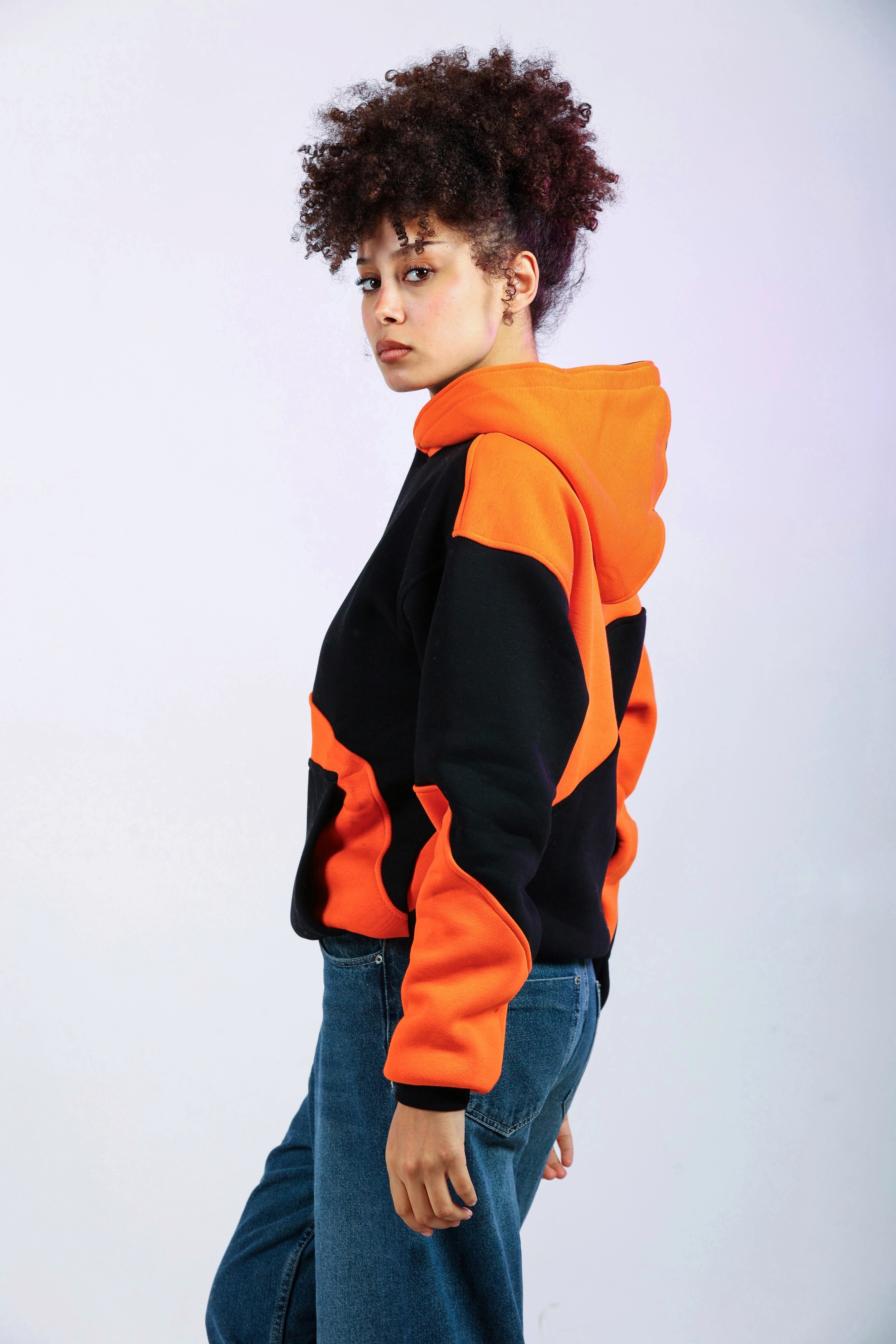 Sweat à capuche Inferno Clash pour femme